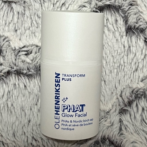 OLEHENRIKSEN PHAT Glow Facial Mask - Picture 8 of 12
